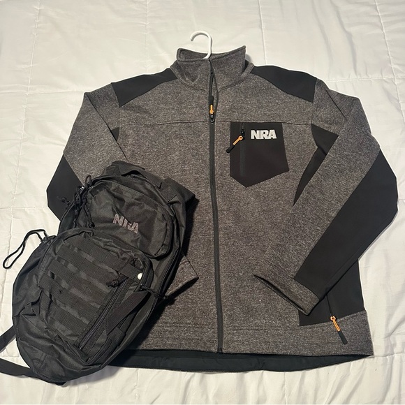 NRA Other - NRA Jacket Backpack Men's L Grey Black Fleece Lined Zip Adjustable Logo Hunting